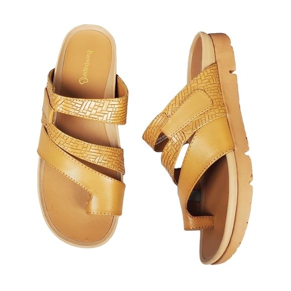BareTraps Shoes - BareTraps Womens Hoorah Tan Faux Leather Slide Sandals Size 7